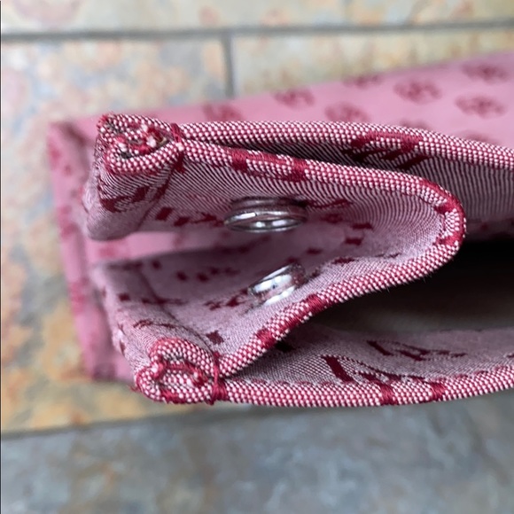 Dooney & Bourke Tote Red Signature EUC - Picture 11 of 15